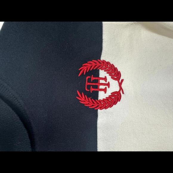 Vintage 90s Tommy Hilfiger Turtleneck Colorblock Crest Sweater SIZE S - Picture 3 of 6